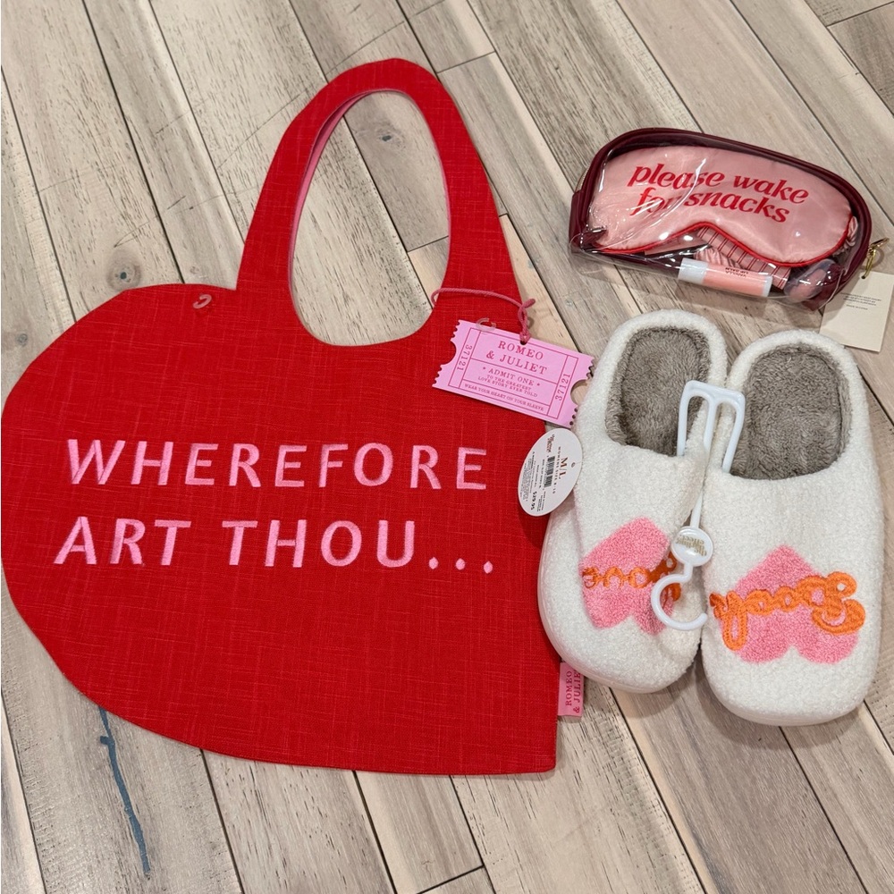 Valentine’s Day bundle bag